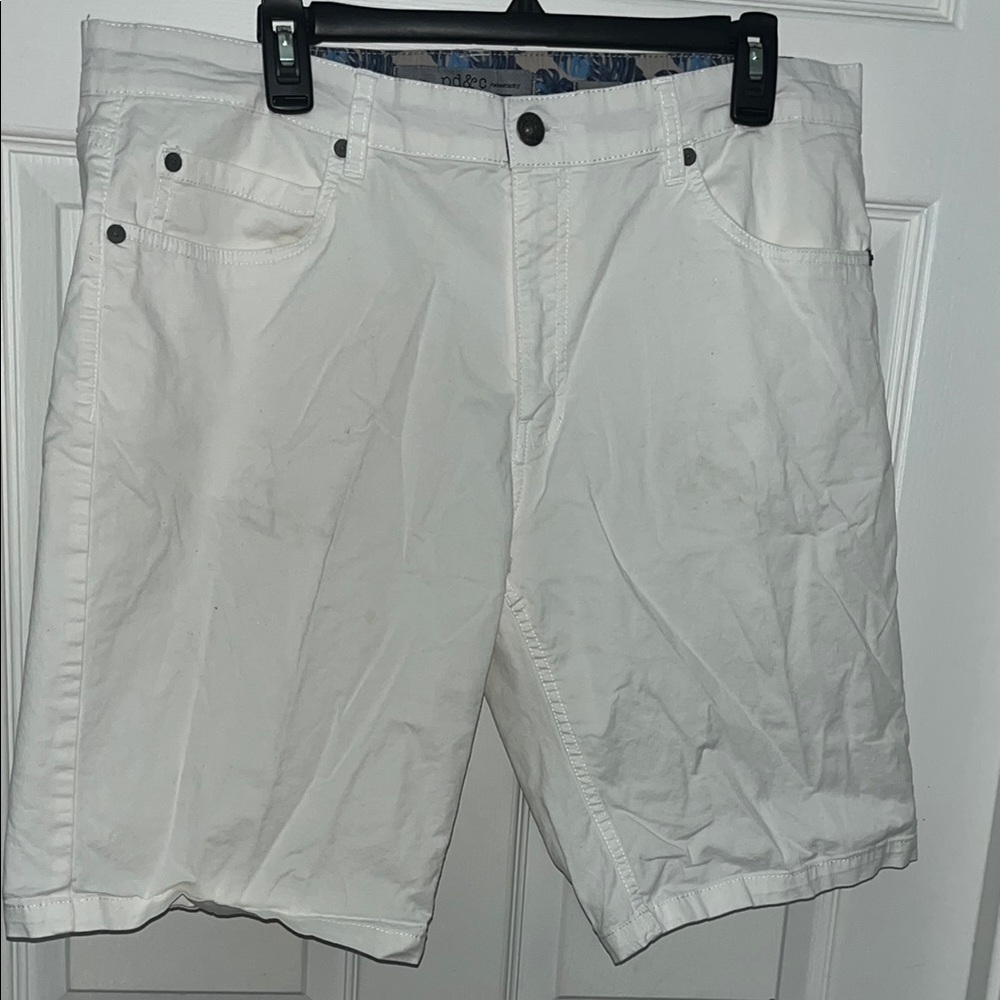 PD&C Men's Crisp White Flat Front Shorts